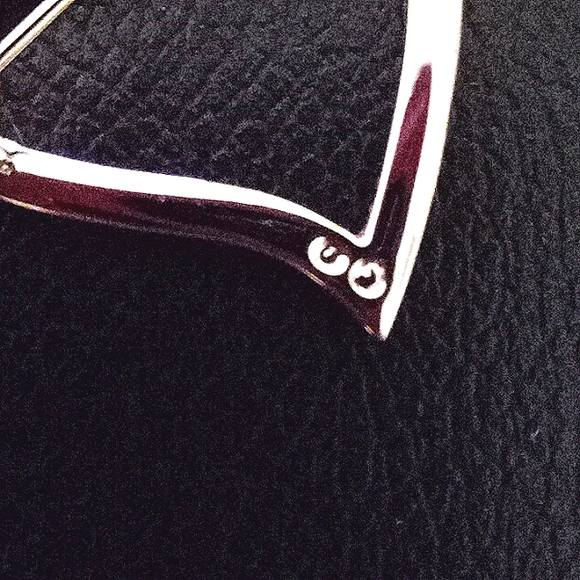 BREAST CANCER RESEARCH SWAROVSKI HEART BROOCH - Picture 4 of 6